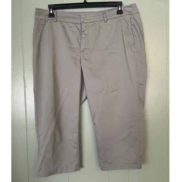 Women’s Dockers‎ Grey Capri pant size 16 pre-owned - Picture 1 of 4